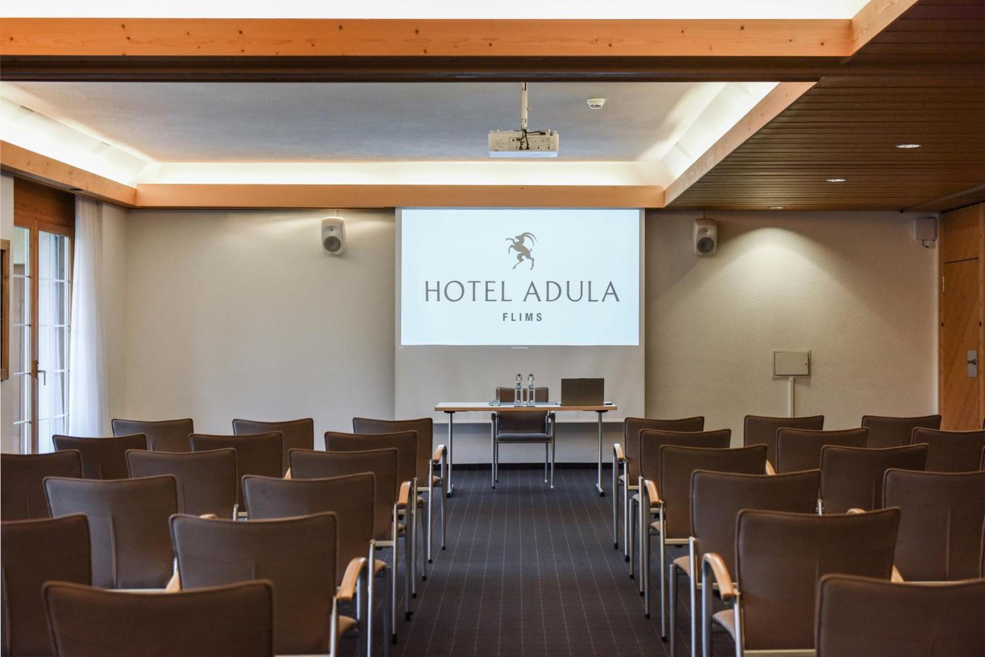 Hotel Adula 필름 외부 사진